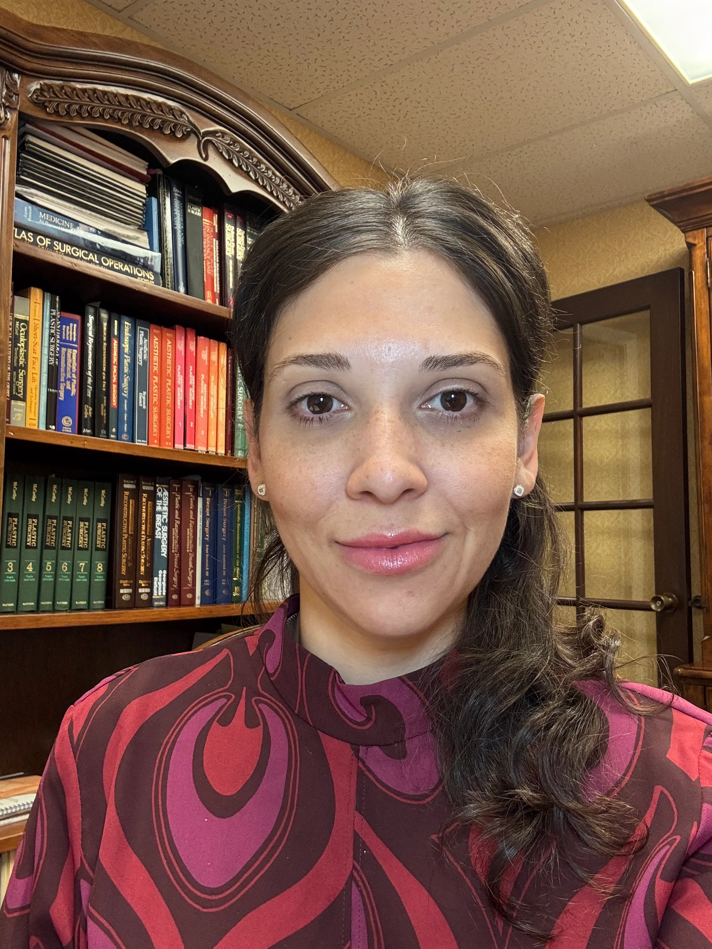 Dr. Georgina Nichols professional headshot